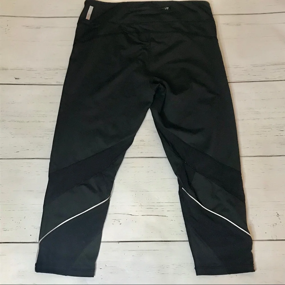 Zella black leggings with mesh detail. - Picture 2 of 3